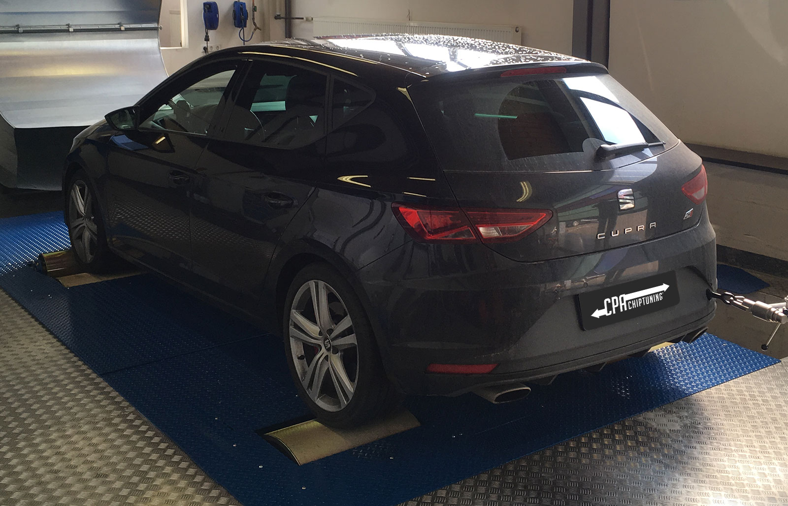 CPA PowerBox: Over 300 HP in the Seat Leon Cupra