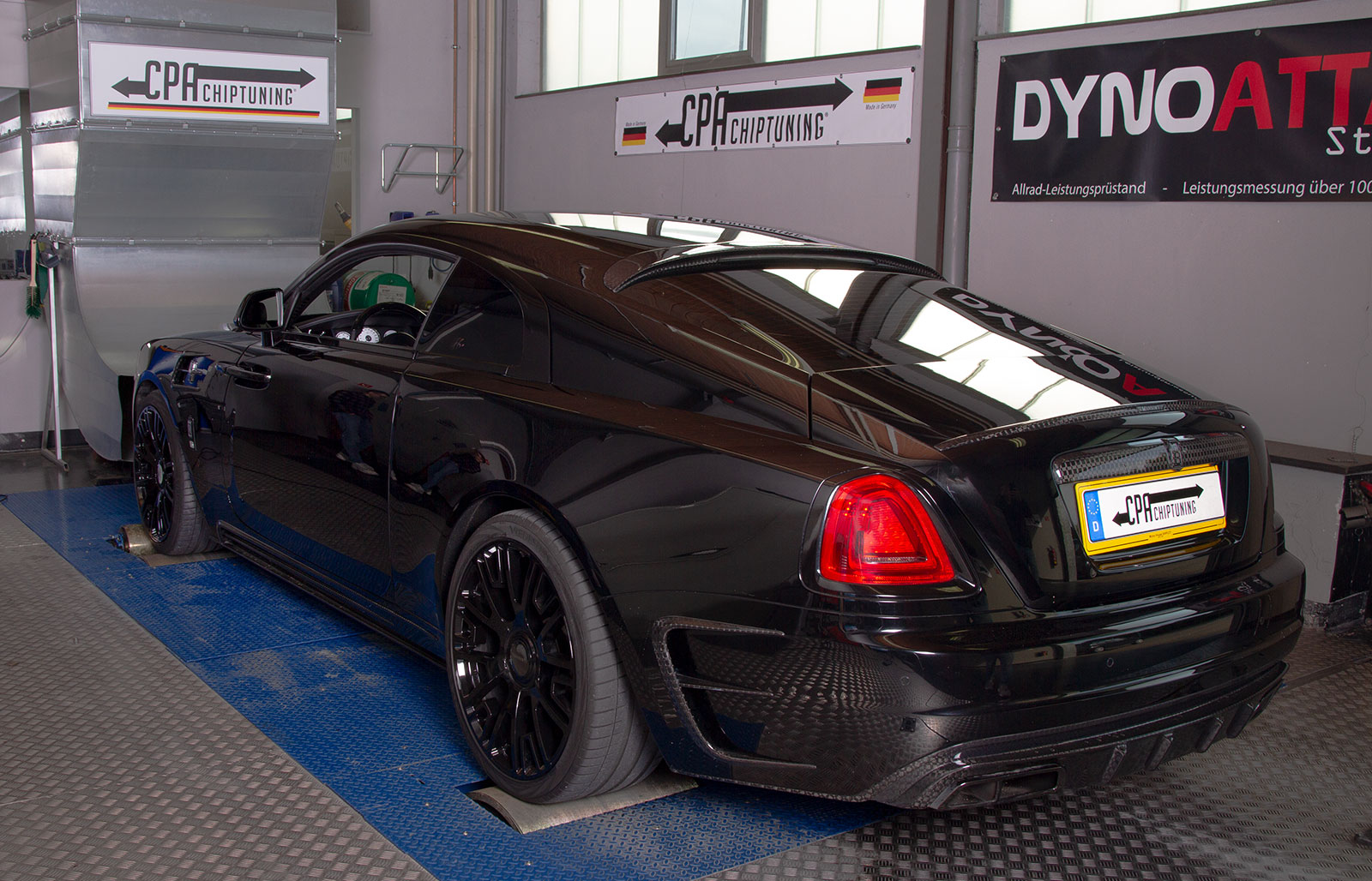 The RollsRoyce Wraith Black Badget