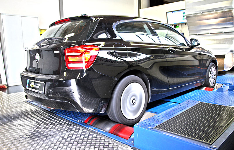 The BMW 120d on the dyno with the PowerBox