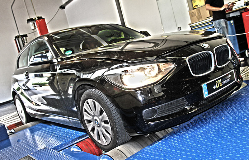 The BMW 120d on the dyno with the PowerBox